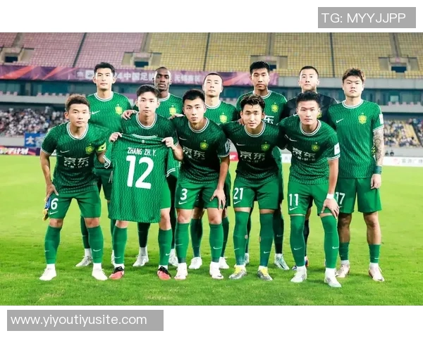 足协杯决赛国安对阵河南首发阵容揭晓张玉宁法比奥领衔出战