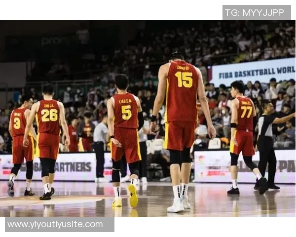 从夏季辉煌到冬季低迷中国男篮的竞技状态为何骤然下滑