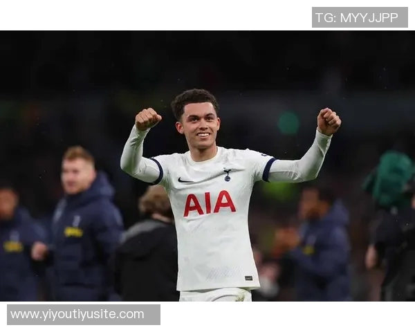 本戴维斯谈留队决定及对布伦南约翰逊的怀念情感